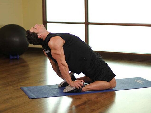 დილის ვარჯიში მამაკაცის პენისის გასადიდებლად